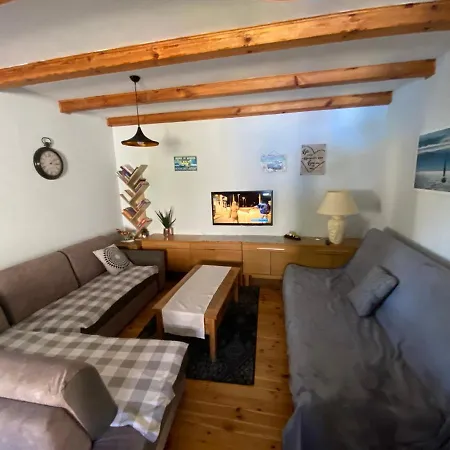 بيت للعطل Dom Pod Jablonia