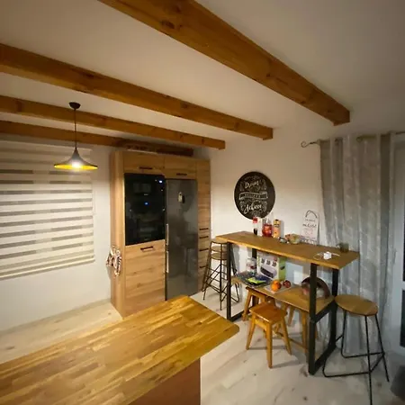 Dom Pod Jablonia Holiday home *